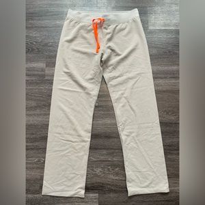 NWT women’s figs Livingston basic pants size medium Boulder color